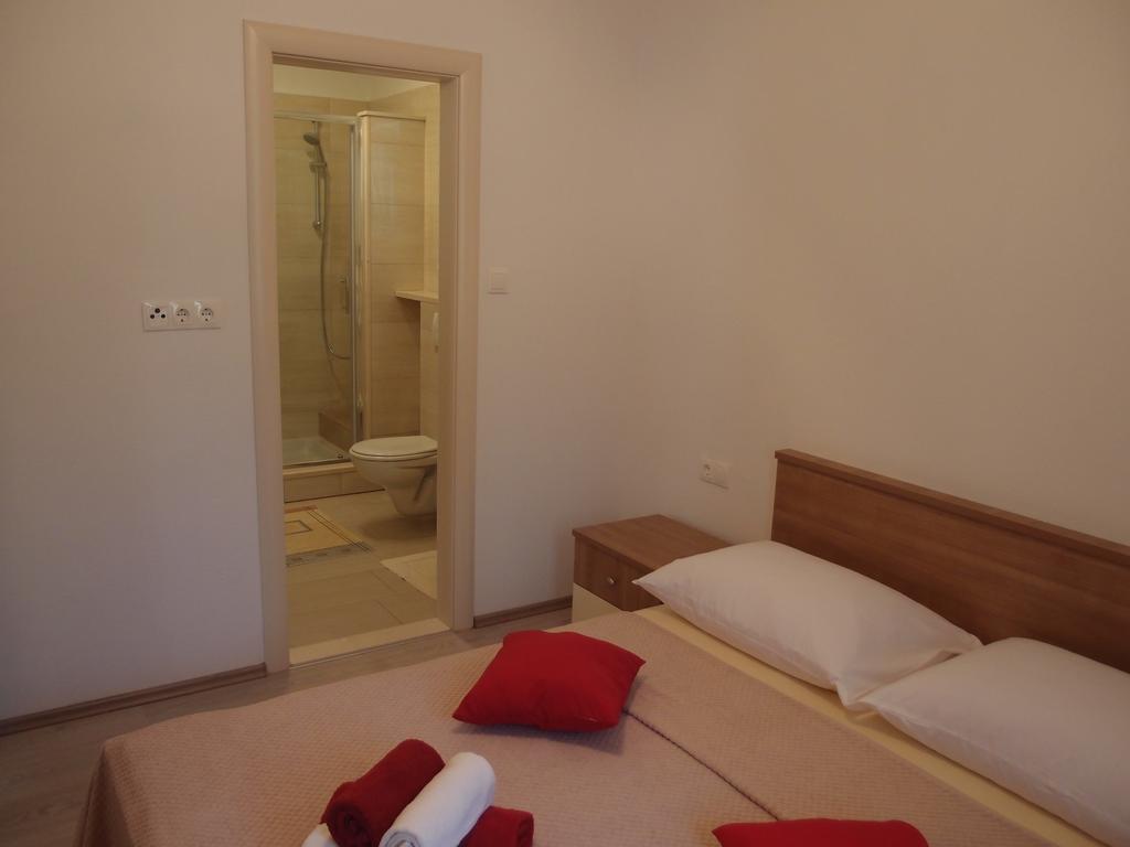 Apartments Kadulja Trogir Room photo