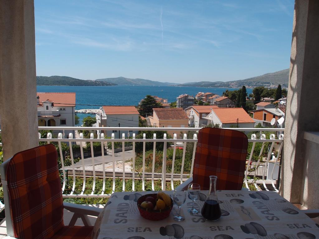 Apartments Kadulja Trogir Room photo