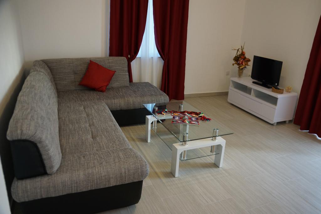 Apartments Kadulja Trogir Room photo