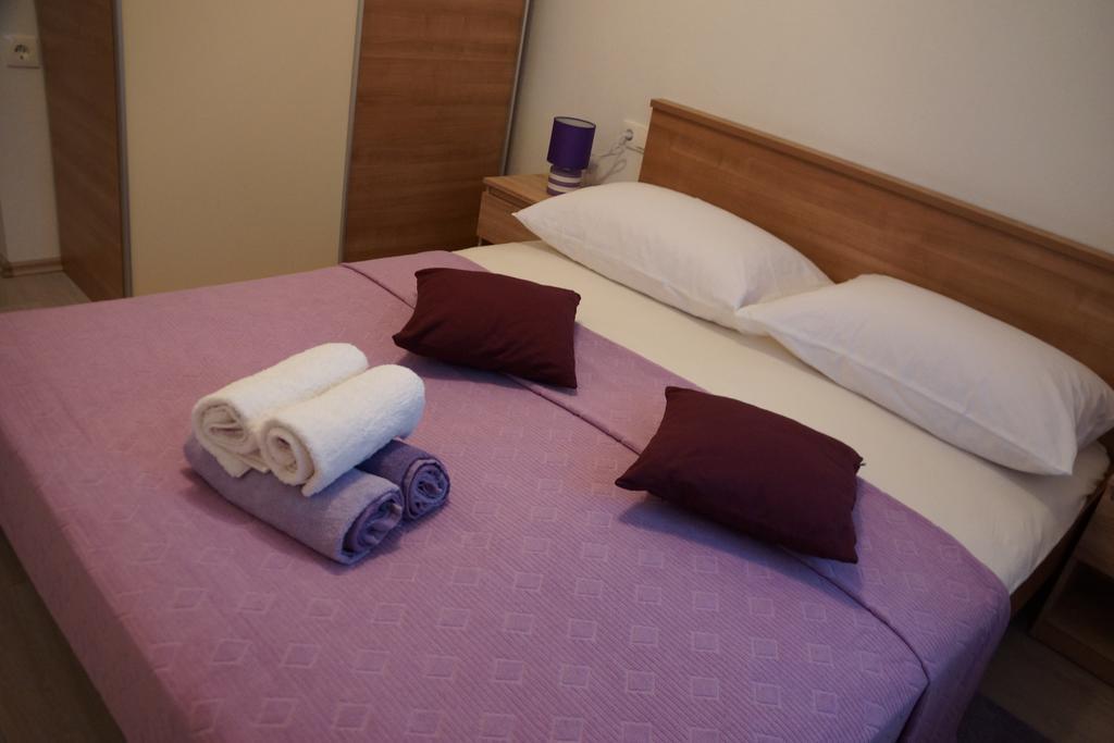 Apartments Kadulja Trogir Room photo