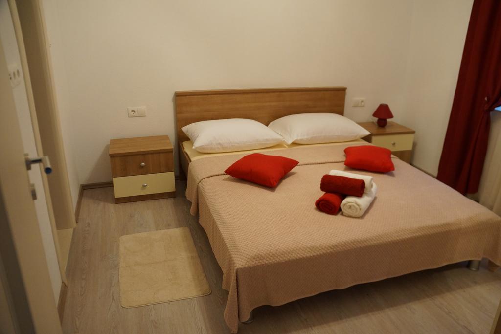 Apartments Kadulja Trogir Room photo